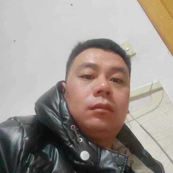 35岁岁河北单身帅哥 - 西双版纳吉缘网
