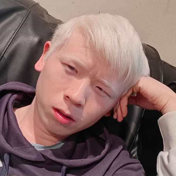 32岁岁贵州单身帅哥 - 西双版纳吉缘网