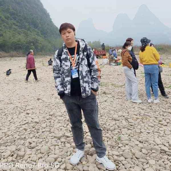 35岁岁浙江单身帅哥 - 西双版纳吉缘网