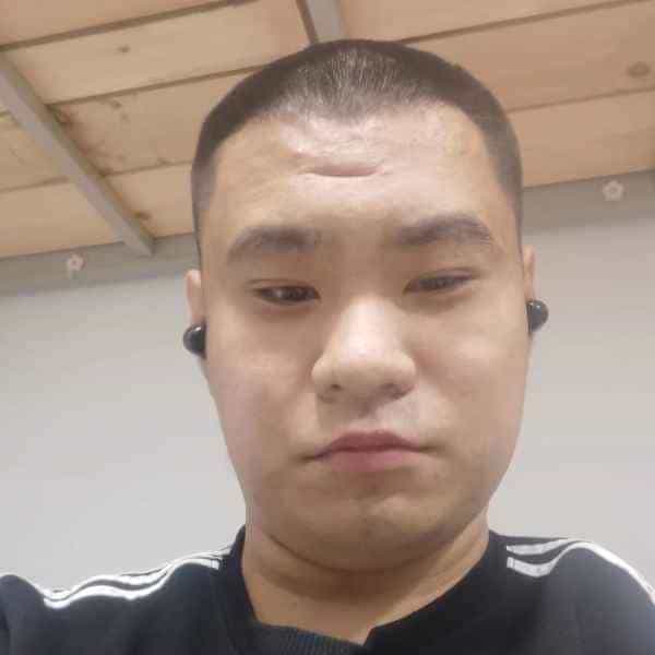 25岁岁山东单身帅哥 - 西双版纳吉缘网