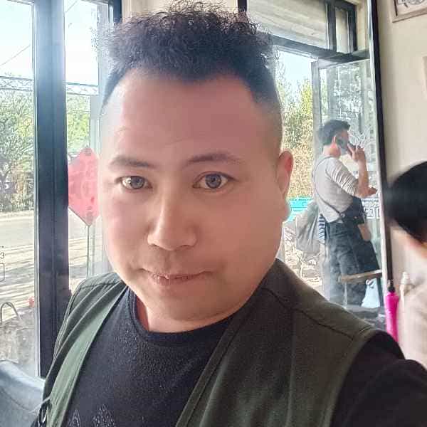 35岁岁山东单身帅哥 - 西双版纳吉缘网