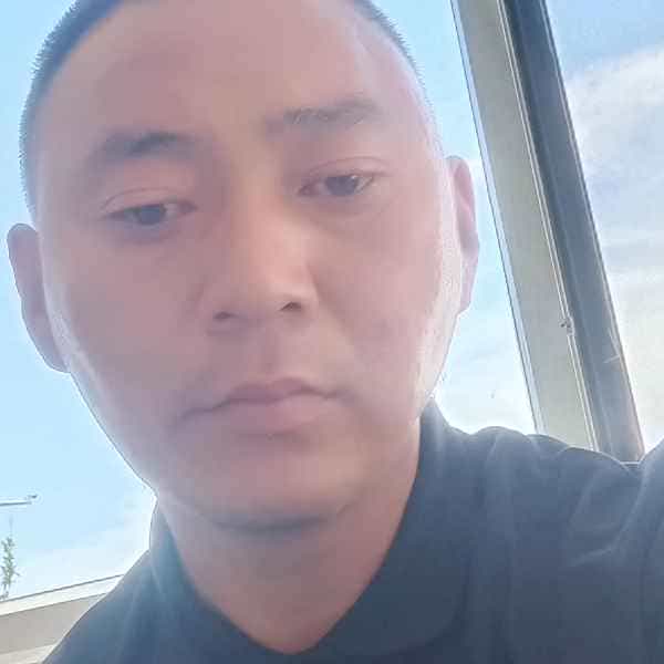 35岁岁内蒙古单身帅哥 - 西双版纳吉缘网