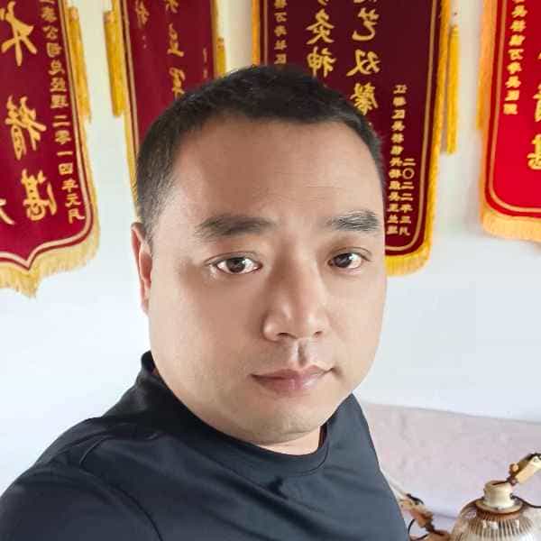 44岁岁江苏单身帅哥 - 西双版纳吉缘网