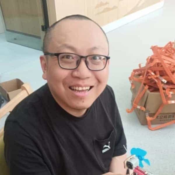 43岁岁江苏单身帅哥 - 西双版纳吉缘网