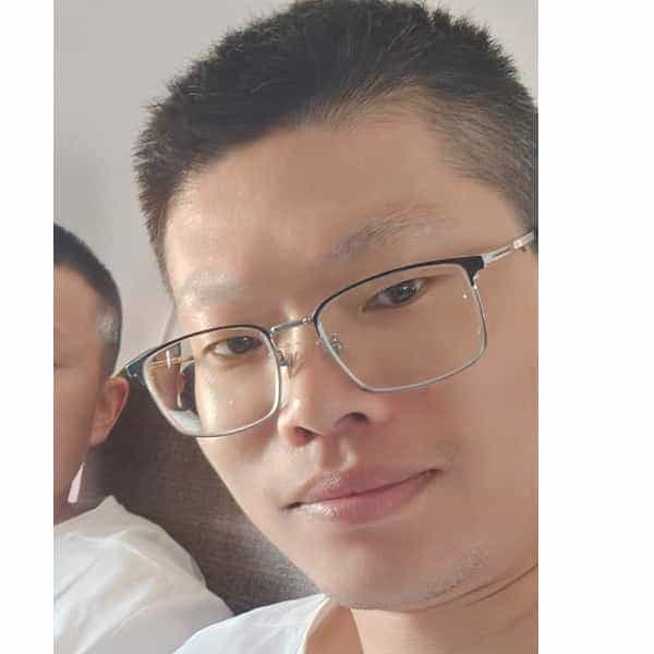39岁岁江苏单身帅哥 - 西双版纳吉缘网