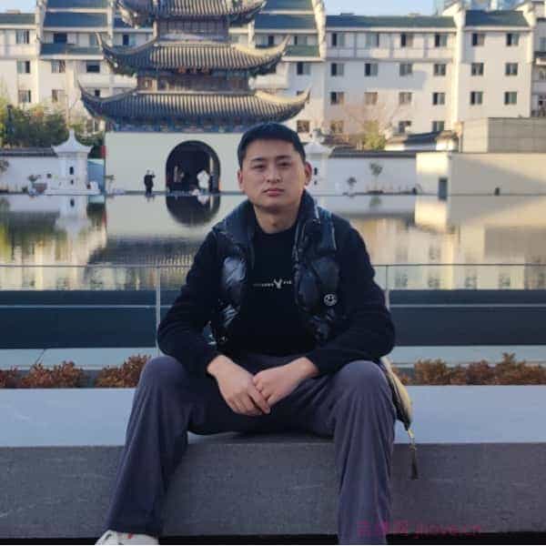 31岁岁湖北单身帅哥 - 西双版纳吉缘网