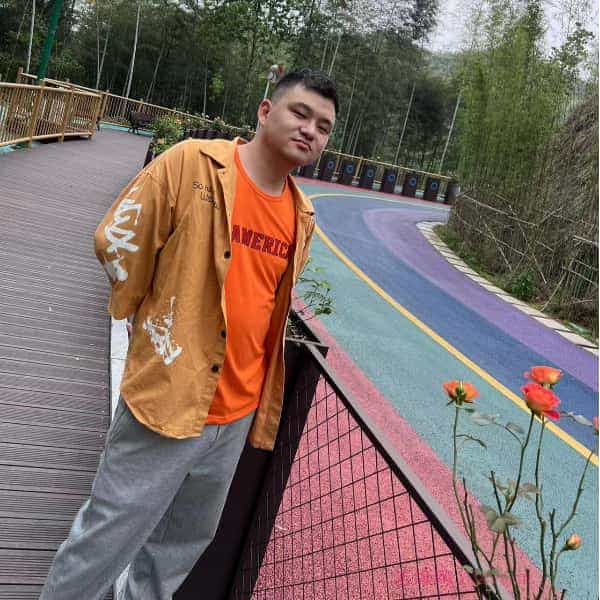 28岁岁湖南单身帅哥 - 西双版纳吉缘网
